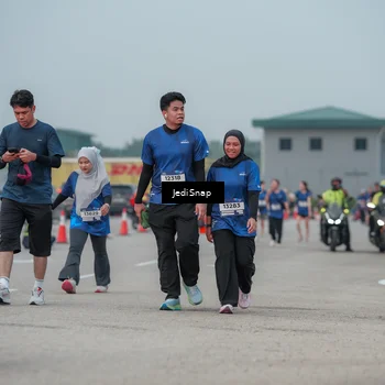 Runner Photo 7554808