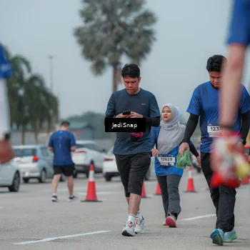 Runner Photo 7554809