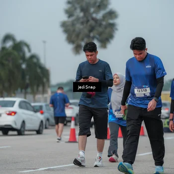 Runner Photo 7554815