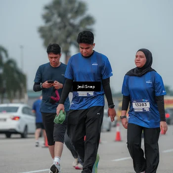 Runner Photo 7554816