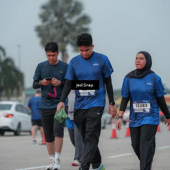 Runner Photo 7554817