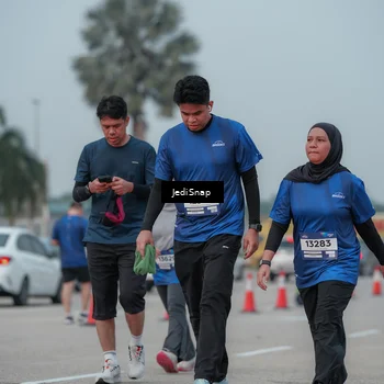 Runner Photo 7554818