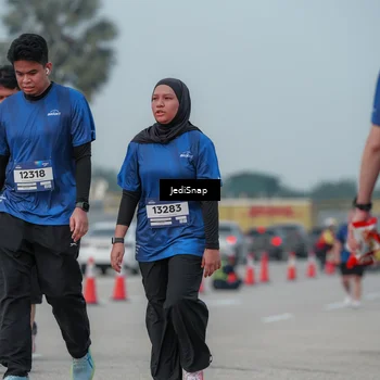 Runner Photo 7554819