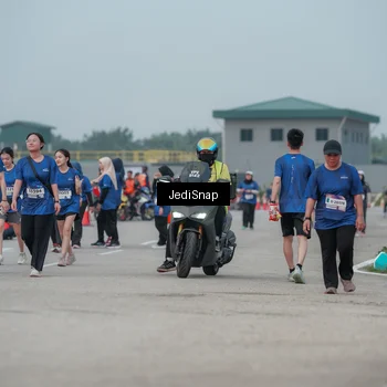 Runner Photo 7554831