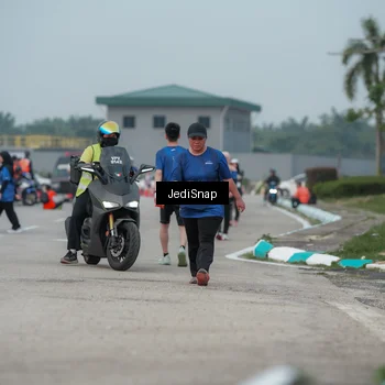 Runner Photo 7554832