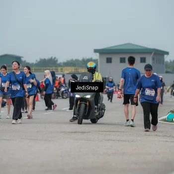 Runner Photo 7554834