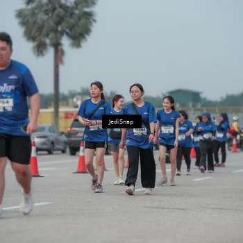 Runner Photo 7554843