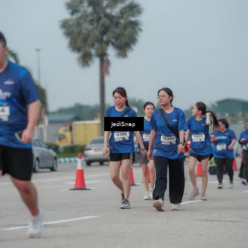 Runner Photo 7554850