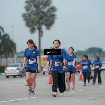 Runner Photo 7554852