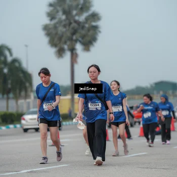 Runner Photo 7554854