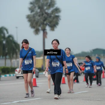 Runner Photo 7554855