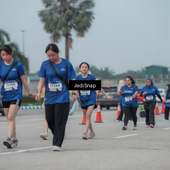 Runner Photo 7554859