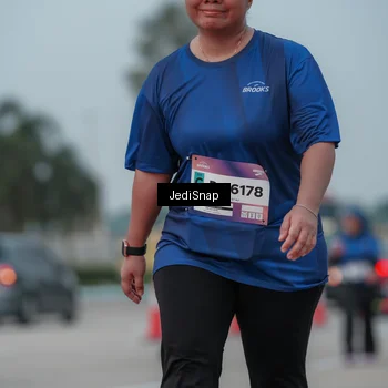 Runner Photo 7554875