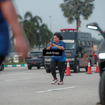 Runner Photo 7554876