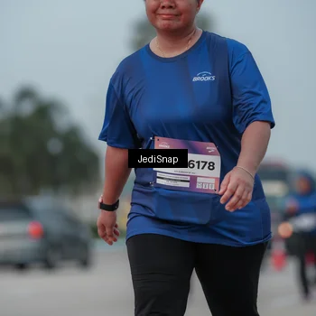 Runner Photo 7554877