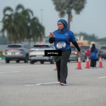 Runner Photo 7554883