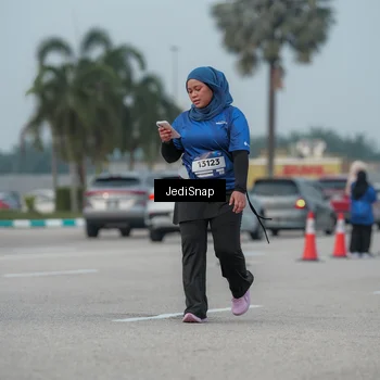 Runner Photo 7554892