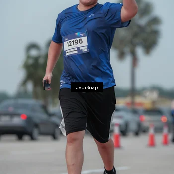 Runner Photo 7554894