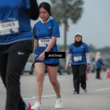 Runner Photo 7554911