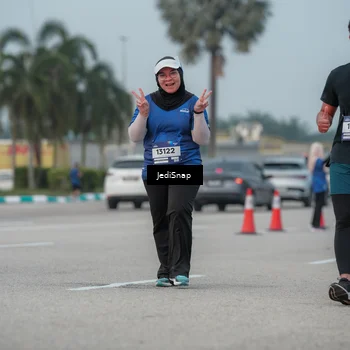 Runner Photo 7554924