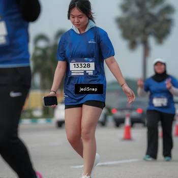 Runner Photo 7554925