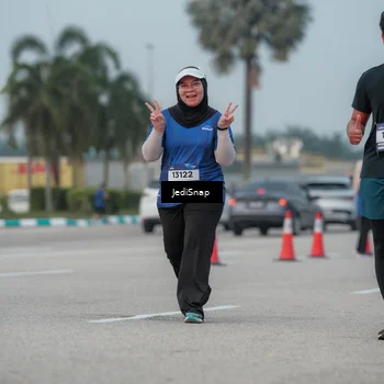 Runner Photo 7554928