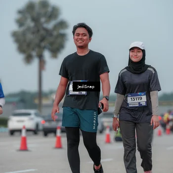 Runner Photo 7554930