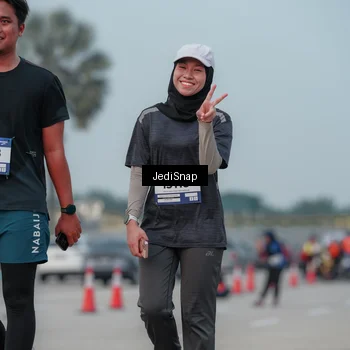 Runner Photo 7554939