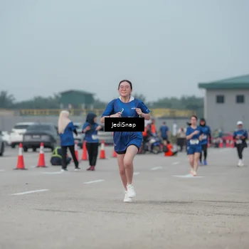 Runner Photo 7554963