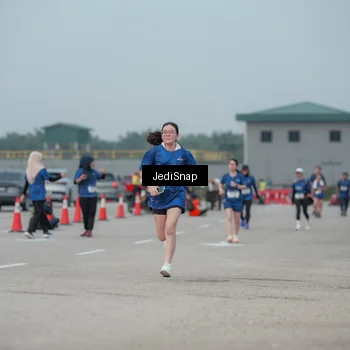 Runner Photo 7554965
