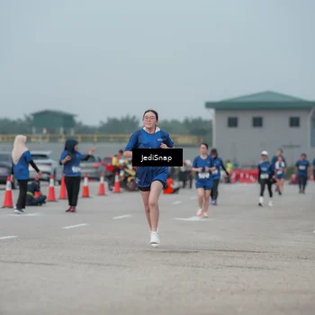 Runner Photo 7554969