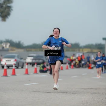 Runner Photo 7554974