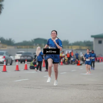 Runner Photo 7554975