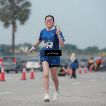 Runner Photo 7554980