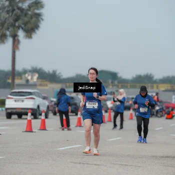 Runner Photo 7554986