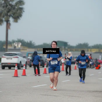 Runner Photo 7554995