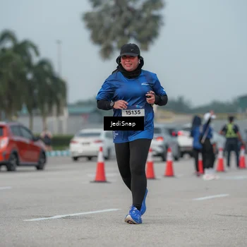 Runner Photo 7554999