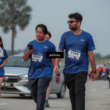 Runner Photo 7555013
