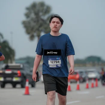 Runner Photo 7555023