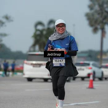 Runner Photo 7555031