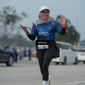 Runner Photo 7555036