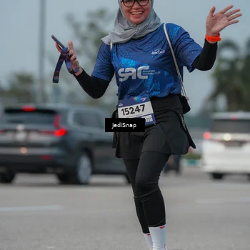 Runner Photo 7555038