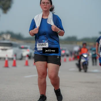 Runner Photo 7555039