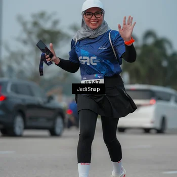 Runner Photo 7555041
