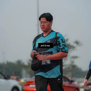 Runner Photo 7555061