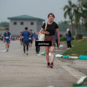 Runner Photo 7555071