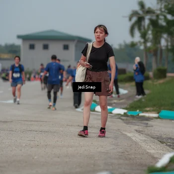 Runner Photo 7555073