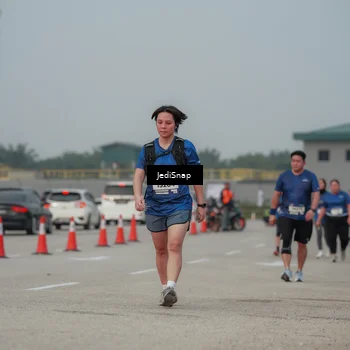 Runner Photo 7555080