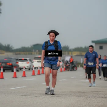 Runner Photo 7555083
