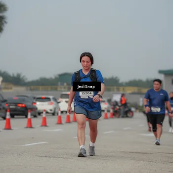 Runner Photo 7555084